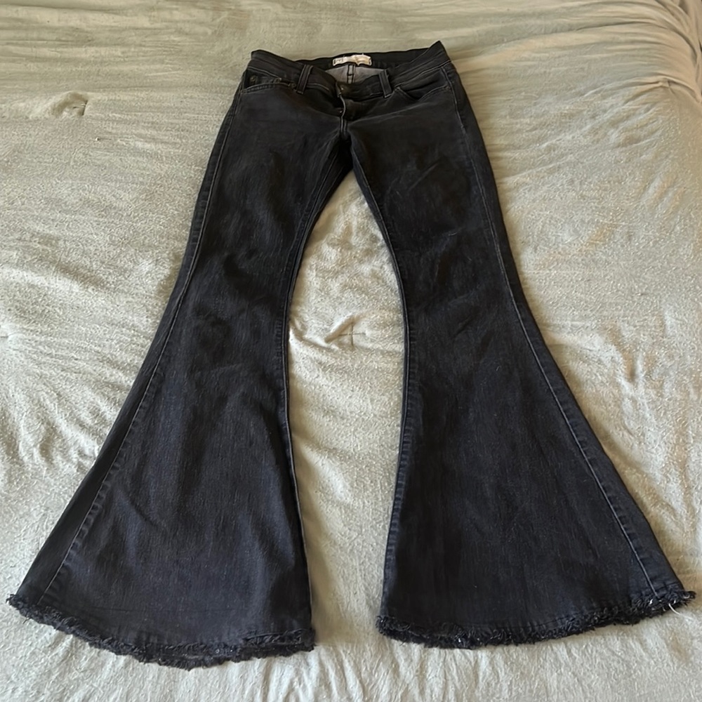 Free People black flare Jean. Size 25